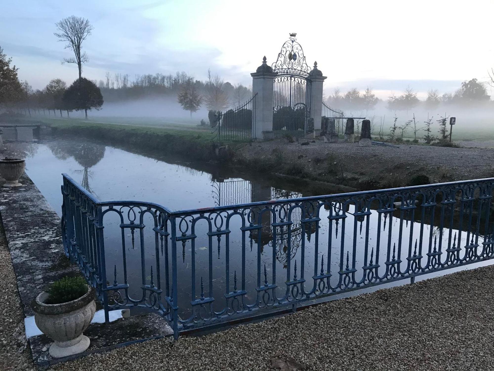 Chateau De Vitry-La-Ville Eksteriør bilde